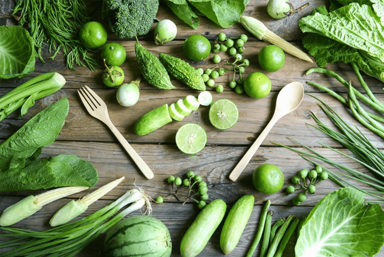 dbanie o wzrok - zielone warzywa i owoce